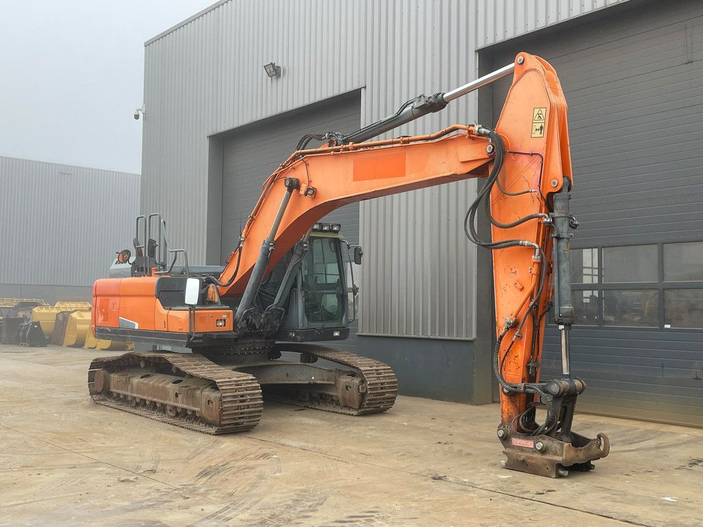 Doosan DX255LC-5