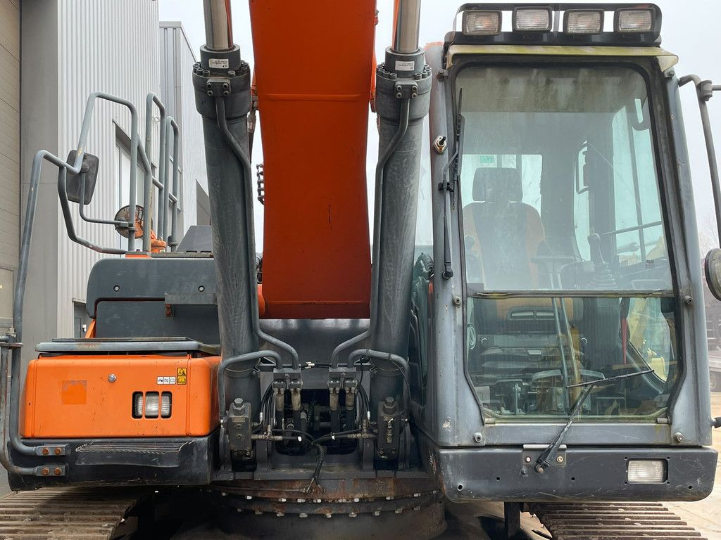 Doosan DX255LC-5