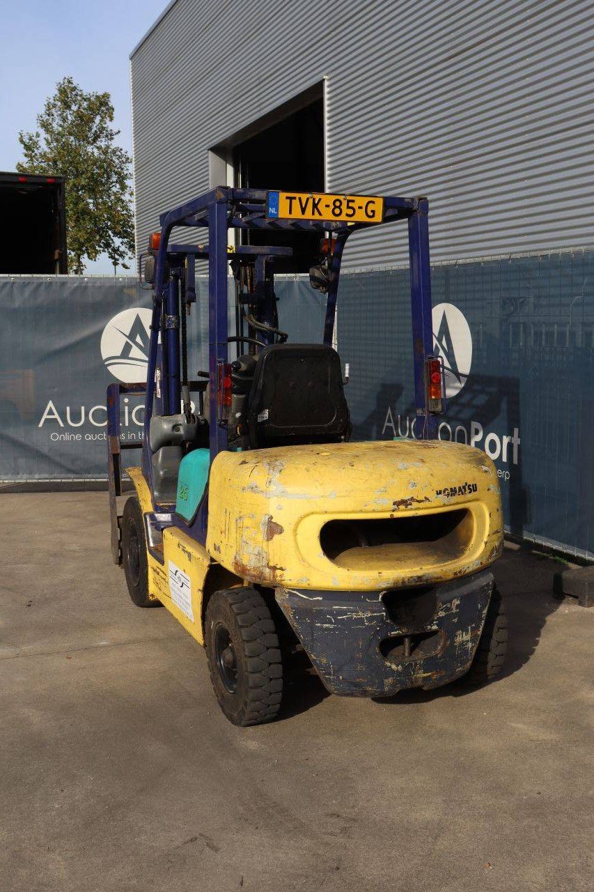 Komatsu FD25T-12 Diesel-Gabelstapler, 2500 kg, Baujahr 2002