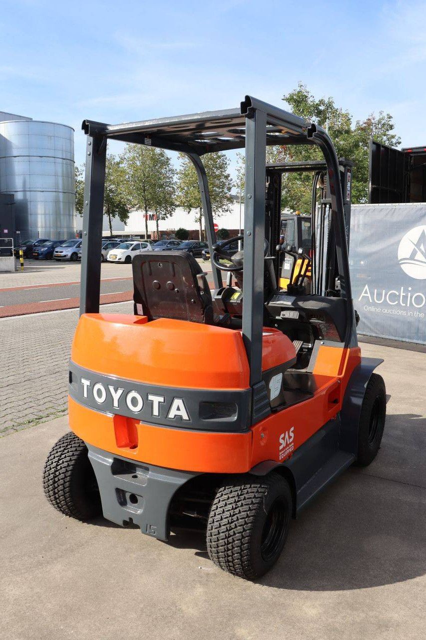 Toyota 7FB10 Electric Forklift 1000kg 3.1m 2002
