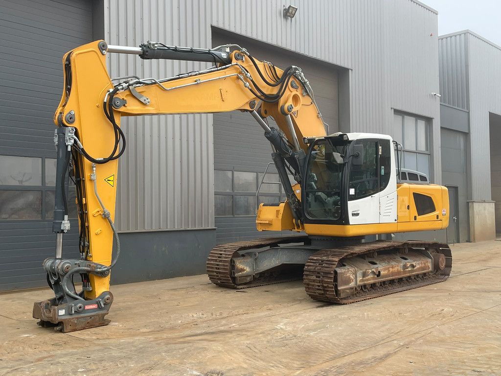 Liebherr R926LC