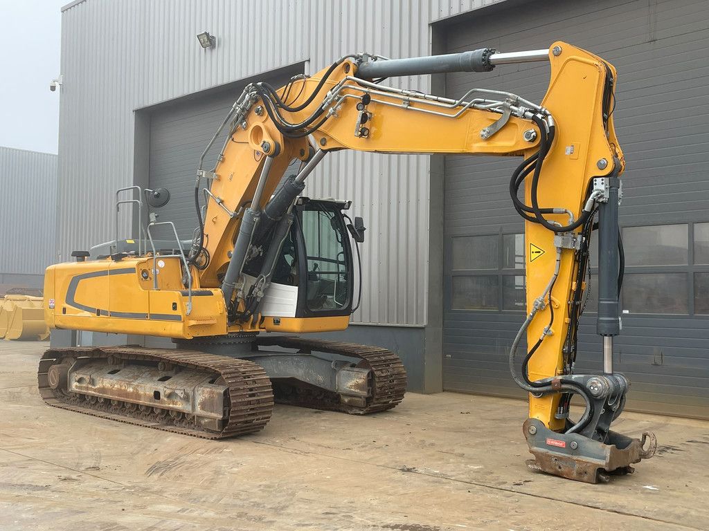 Liebherr R926LC