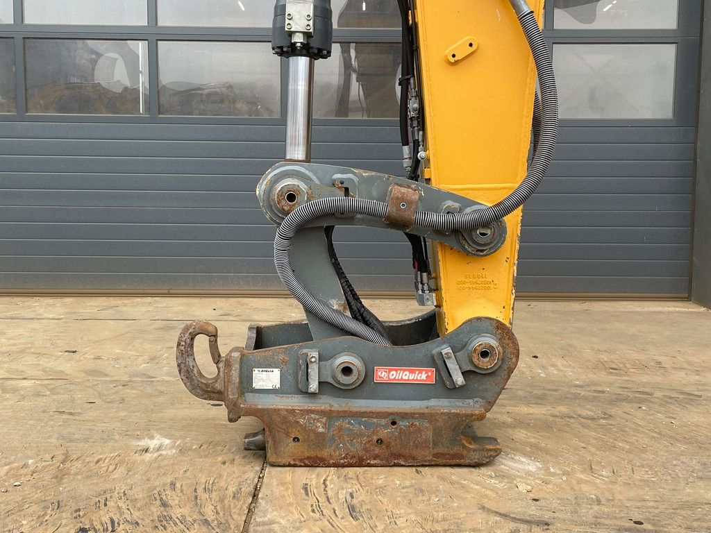 Liebherr R926LC