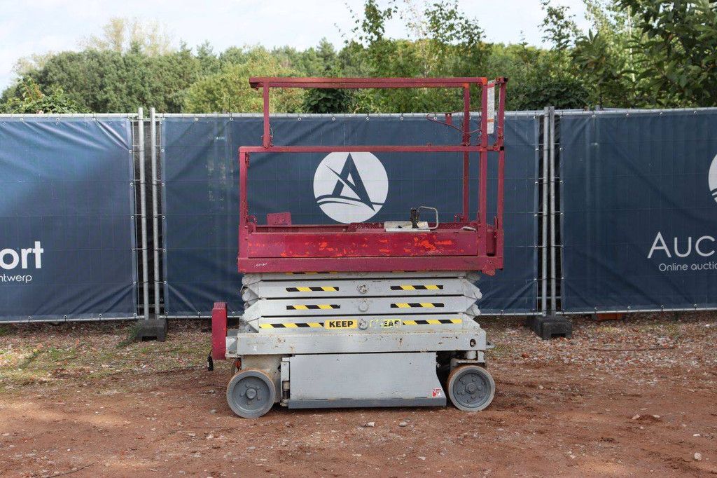 Skyjack SJIII-3219 Elektrische Scherenbühne 227 kg 7,8 m 2009