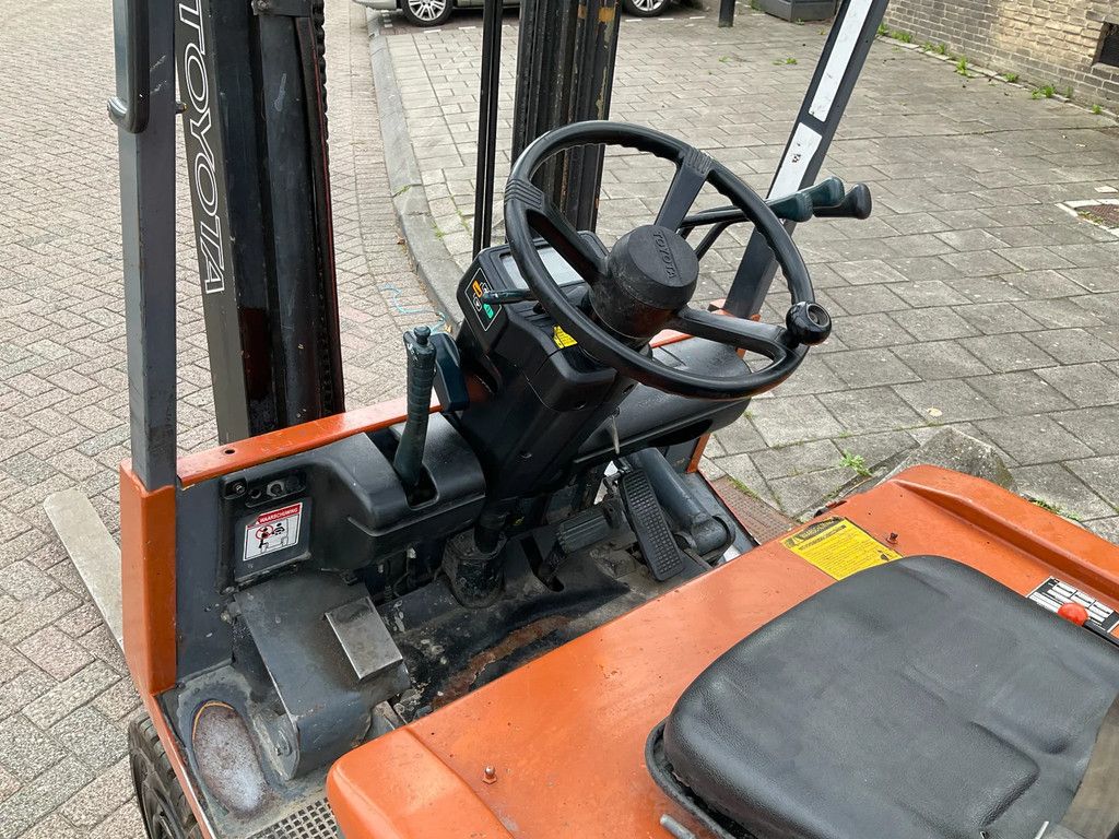 Toyota FBM25 2500KG 4.00METER HEFTRUCK