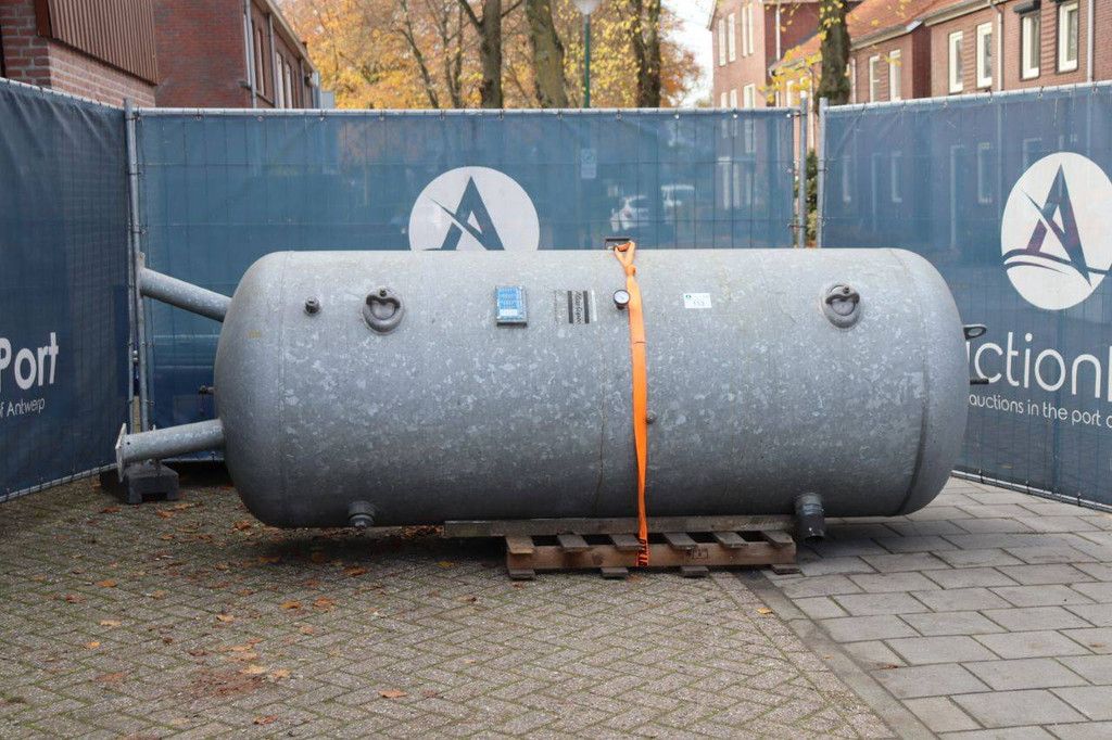 Lohenner 3000L 2008 pneumatic vessel