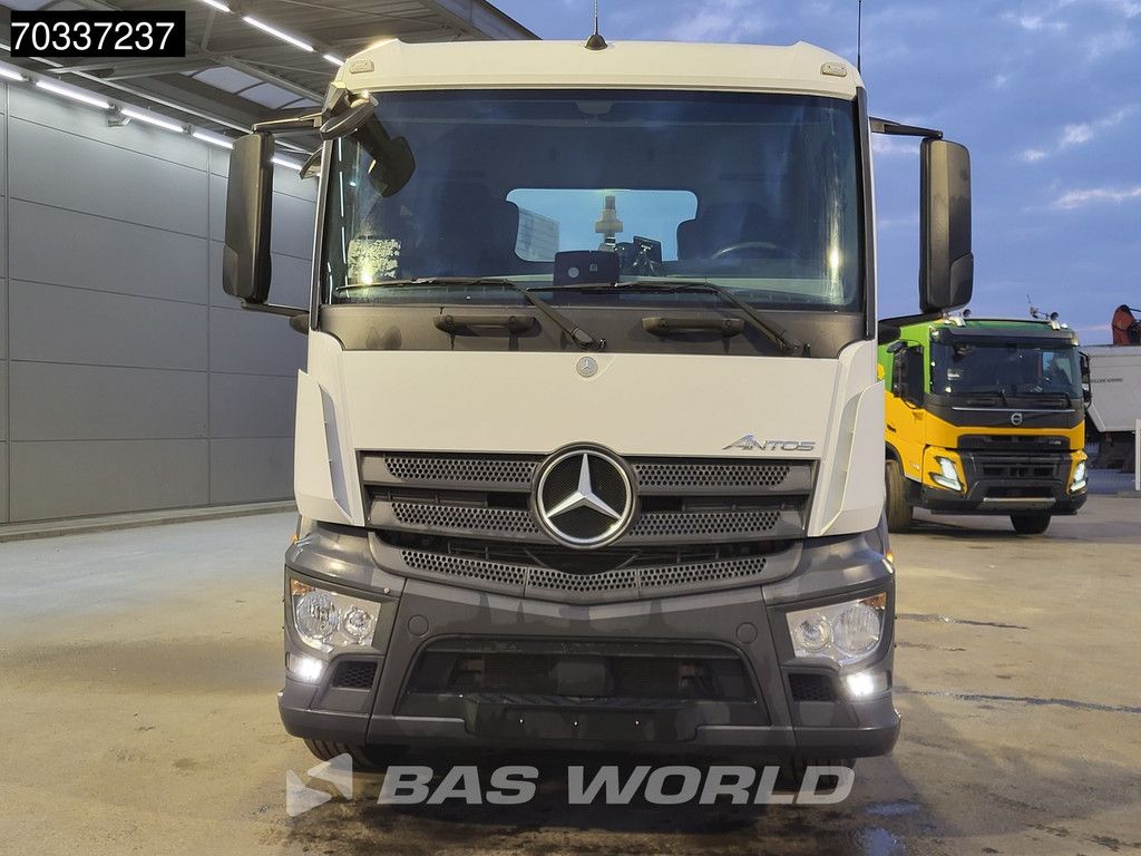 Mercedes Antos 2543 6X2 HIAB 20t Lift+Steering Axle Euro 6