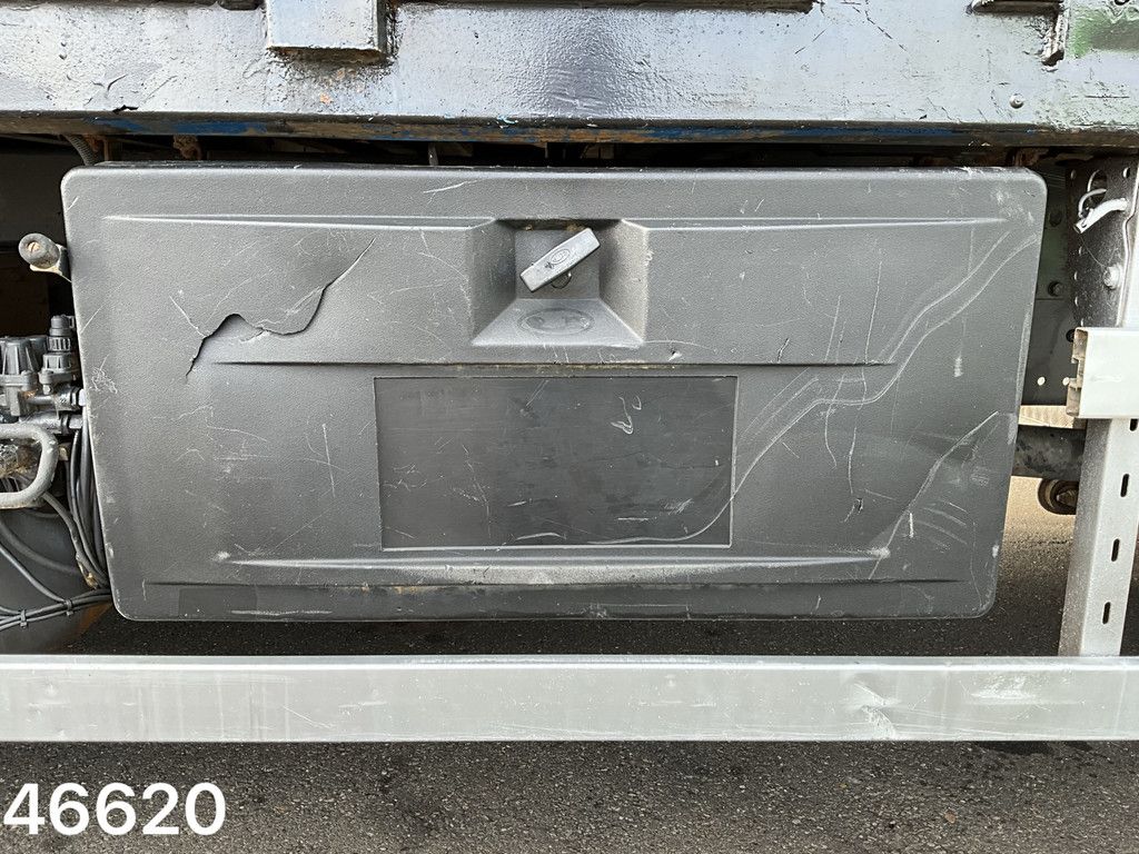 Mercedes-Benz Axor 1824 Euro 5 Palfinger 15 Tonmeter laadkraan