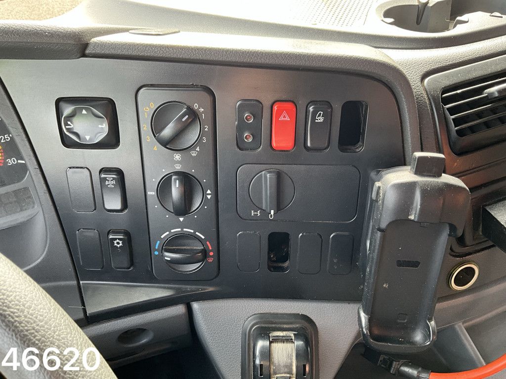 Mercedes-Benz Axor 1824 Euro 5 Palfinger 15 Tonmeter laadkraan