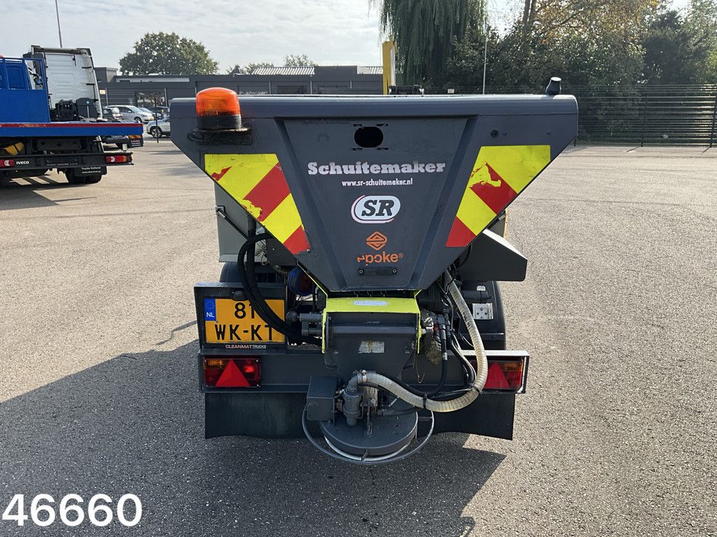 Hotra 2-assige aanhangwagen met Epoke zoutstrooier