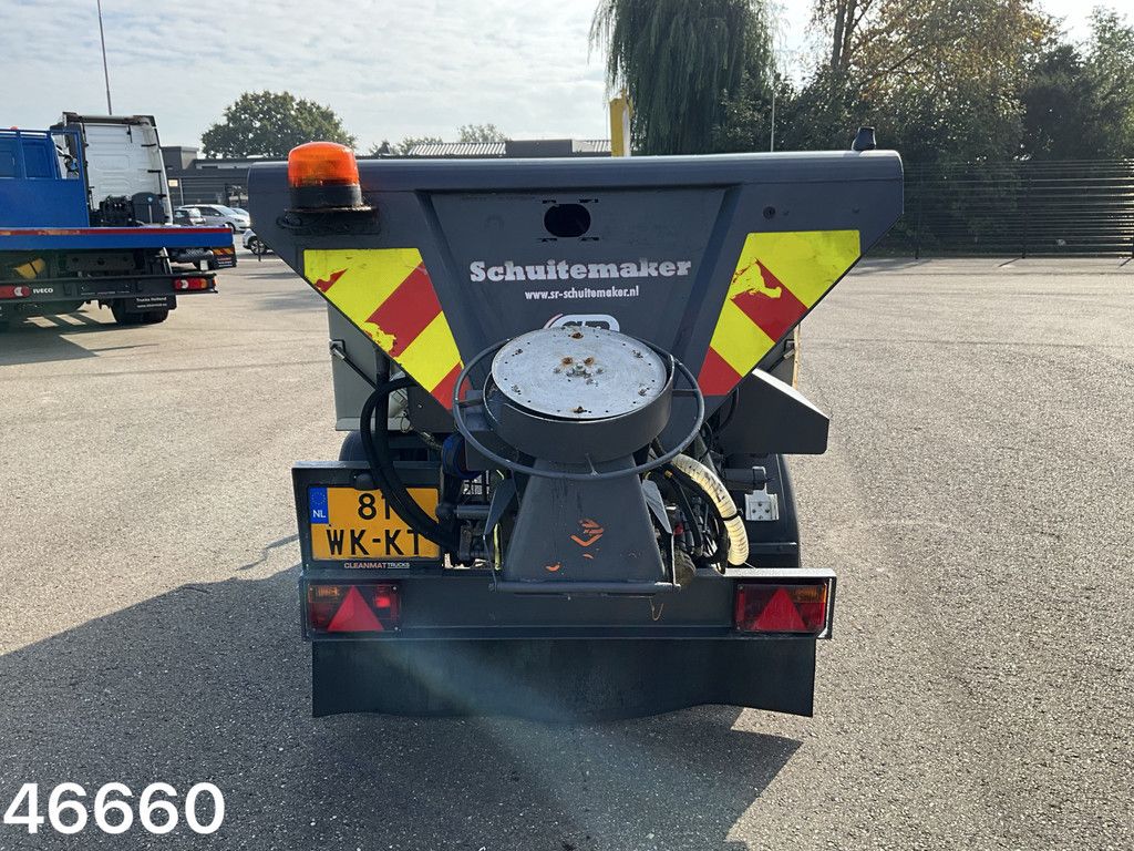 Hotra 2-assige aanhangwagen met Epoke zoutstrooier