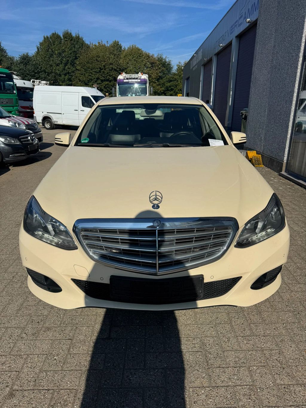 Mercedes-Benz E-klasse **E200-EURO 6**