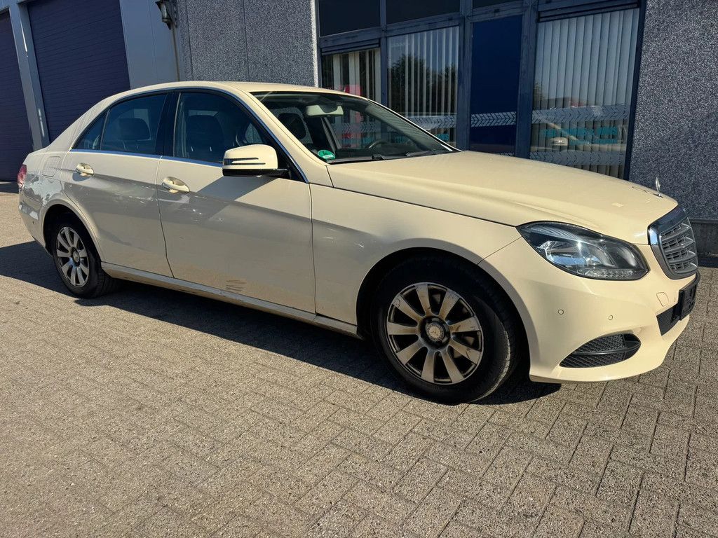 Mercedes-Benz E-klasse **E200-EURO 6**