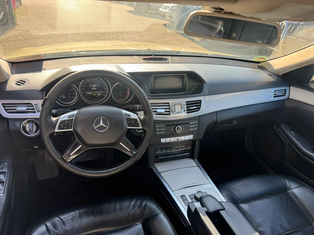 Mercedes-Benz E-klasse **E200-EURO 6**