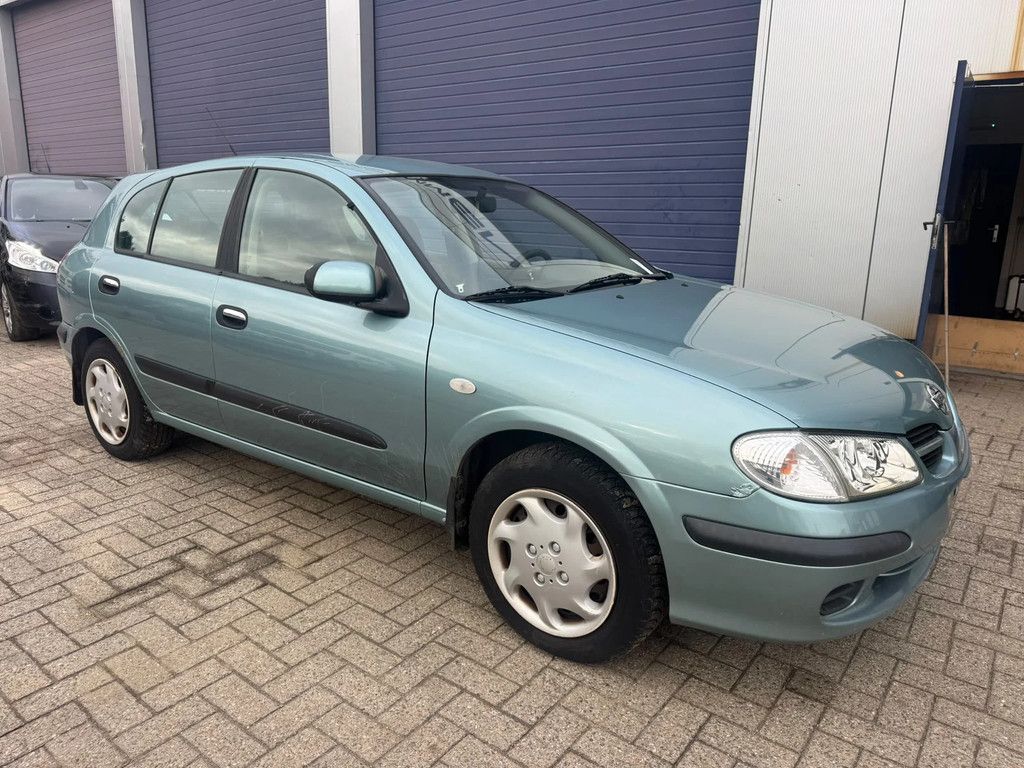 Nissan Almera **5DOORS-PETROL**