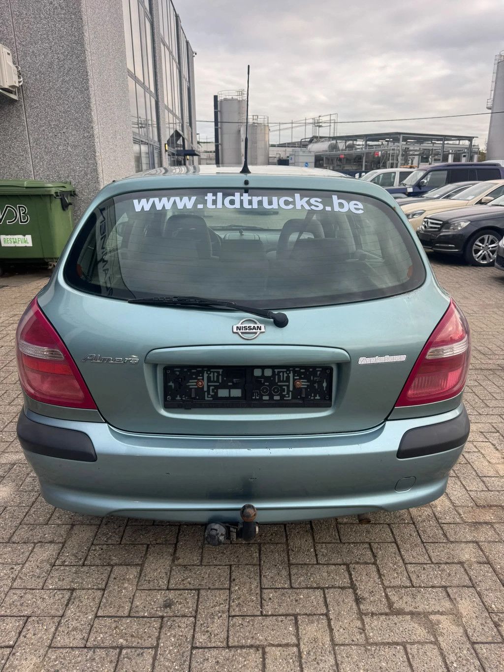 Nissan Almera **5DOORS-PETROL**