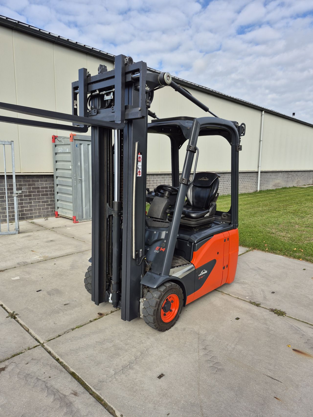 Linde E14-02 triplex sideshift 5.220 mm bj 2020 6133 uur