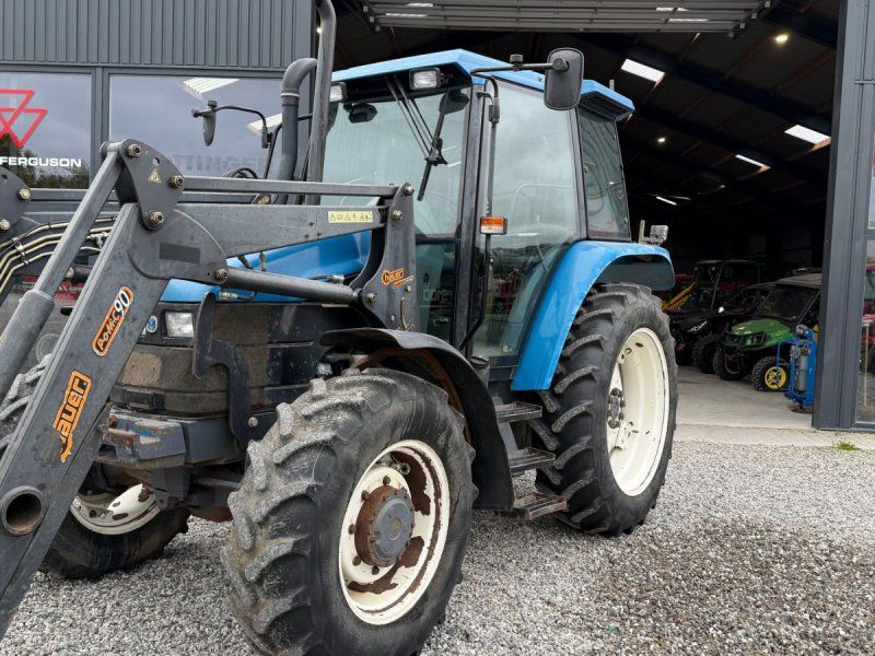 New Holland TS 100