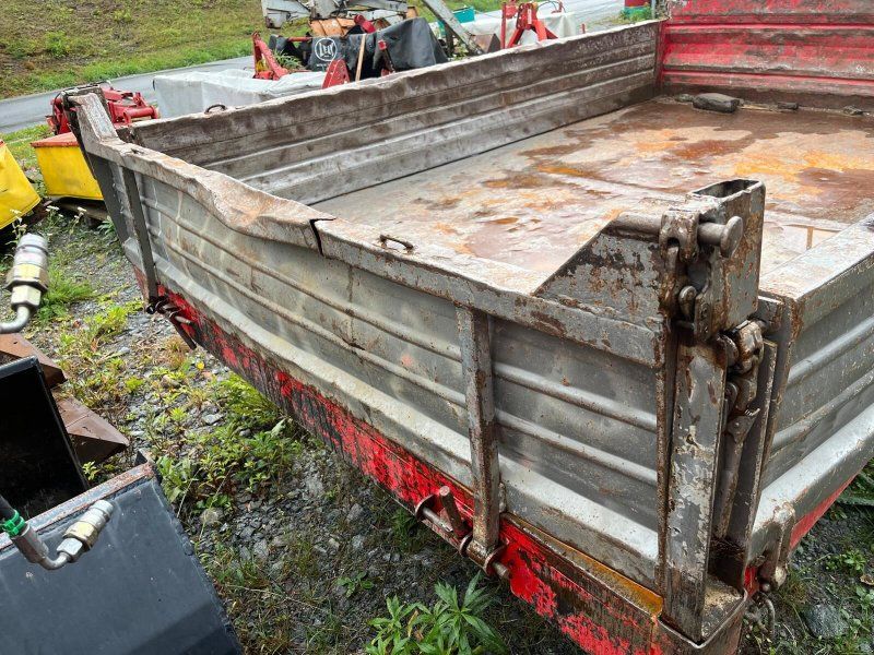 Lindner Aufbaukipper Unitrac
