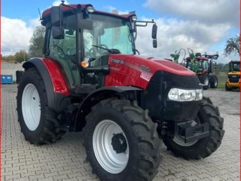 Case IH FARMALL 100 A