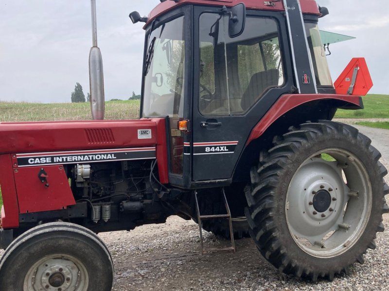 Case IH 844 XL