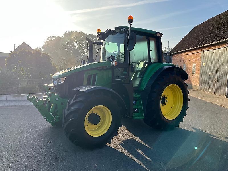 John Deere 6M125