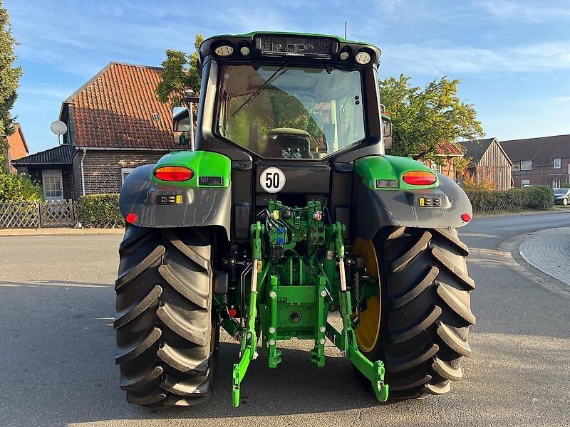 John Deere 6M125