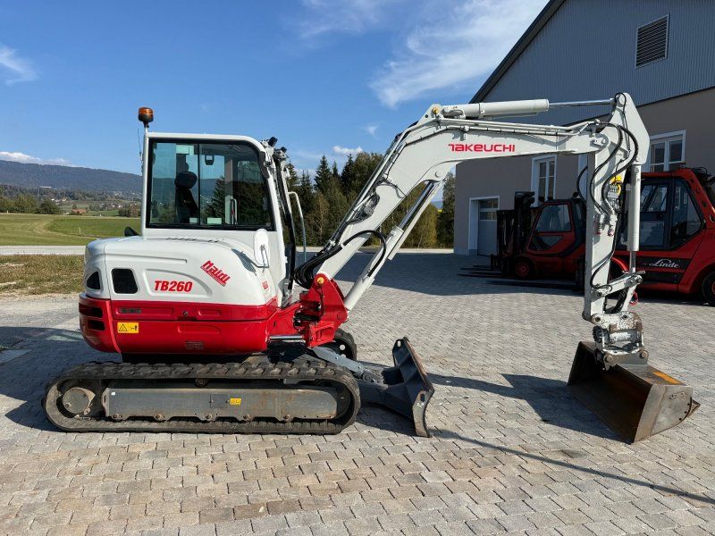 Takeuchi TB 260