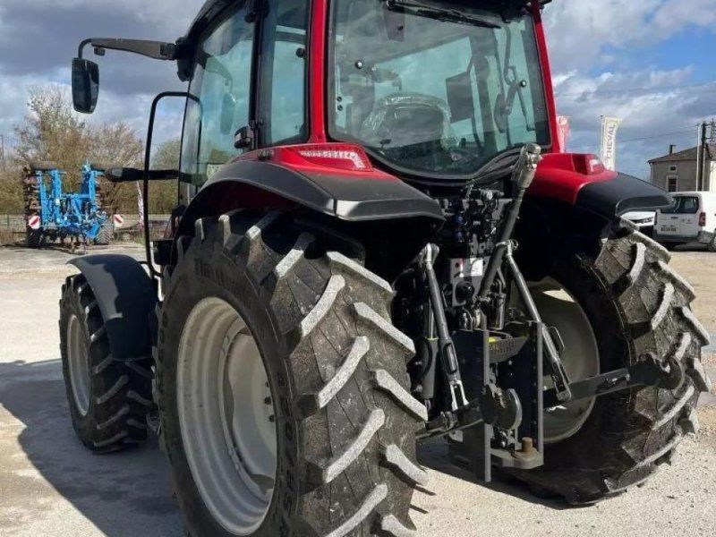 Valtra a85