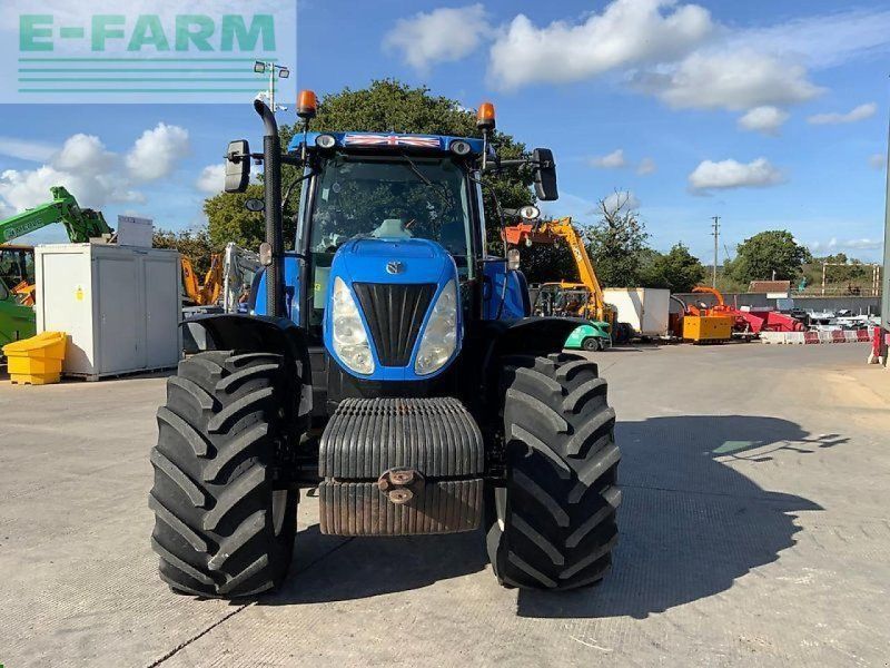 New Holland t7.235 auto command  (st27199)