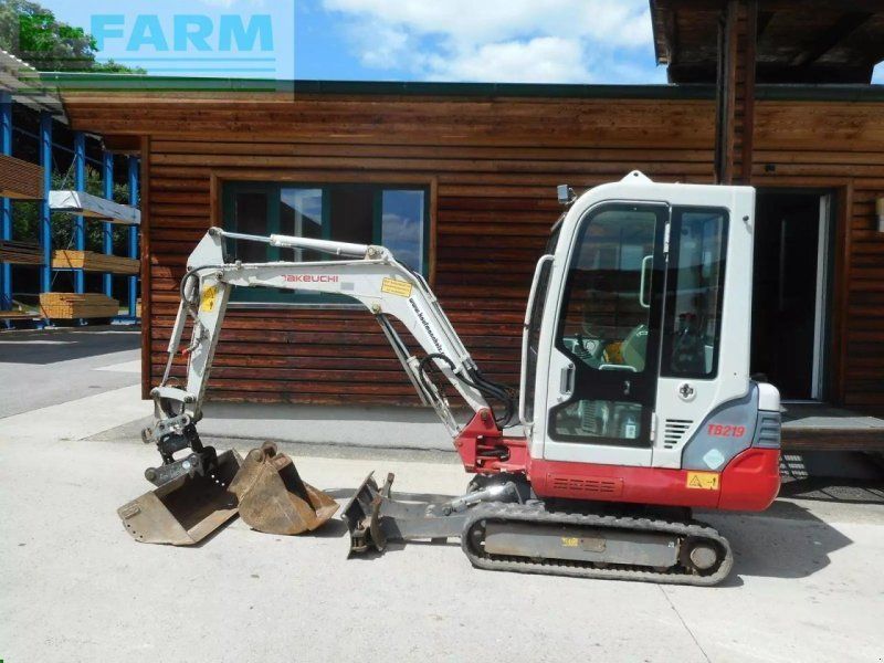 Takeuchi tb 219 ( 2.020kg ) mit powertilt