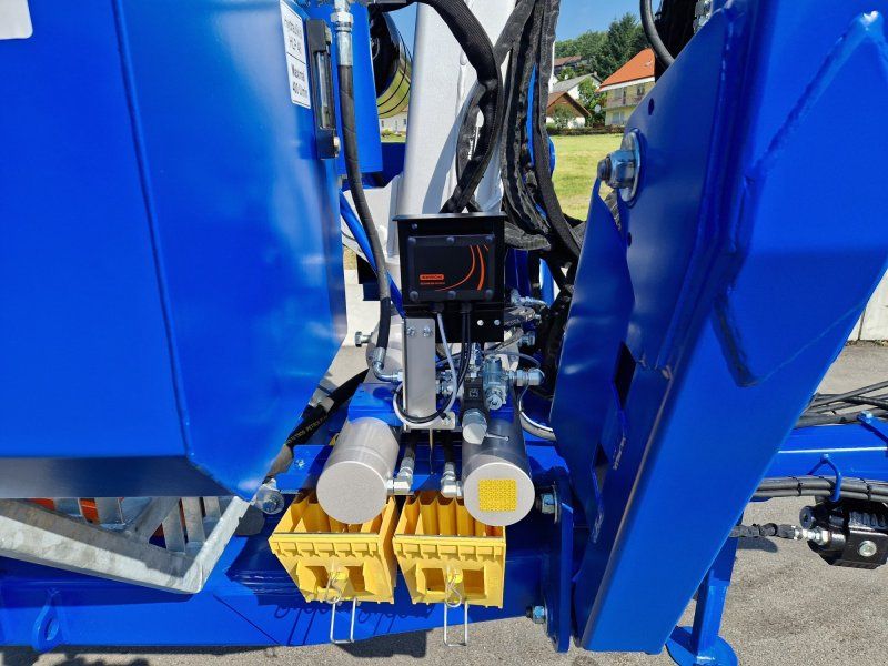 Scandic ST-12D 16t Druckluft 9m Kran 750kg Hubkraft Seilwinde Rückewagen