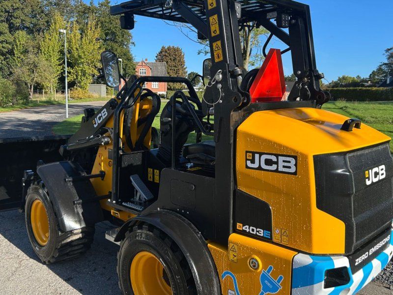 JCB 403