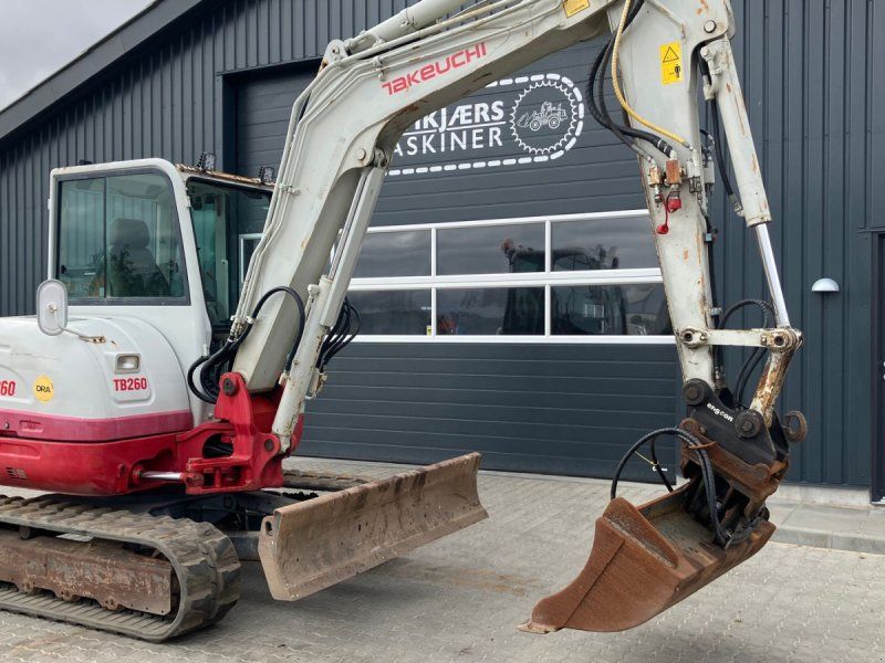 Takeuchi TB260 TB260