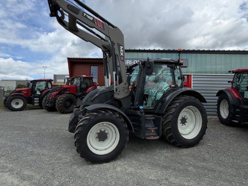 Valtra N135A