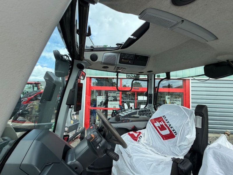 Valtra N135A