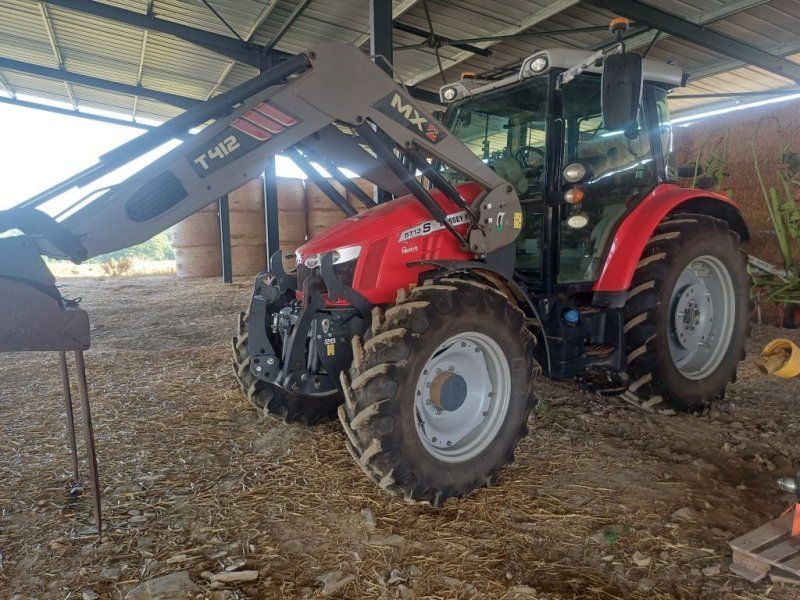 Massey Ferguson 5713S DYNA-6 EFFICIENT