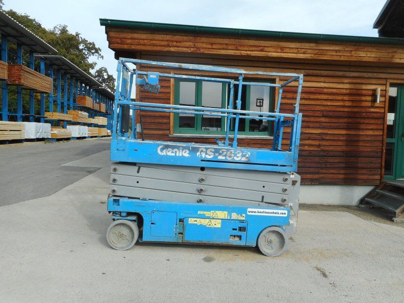 Genie GS-2632 ( 9,96m )