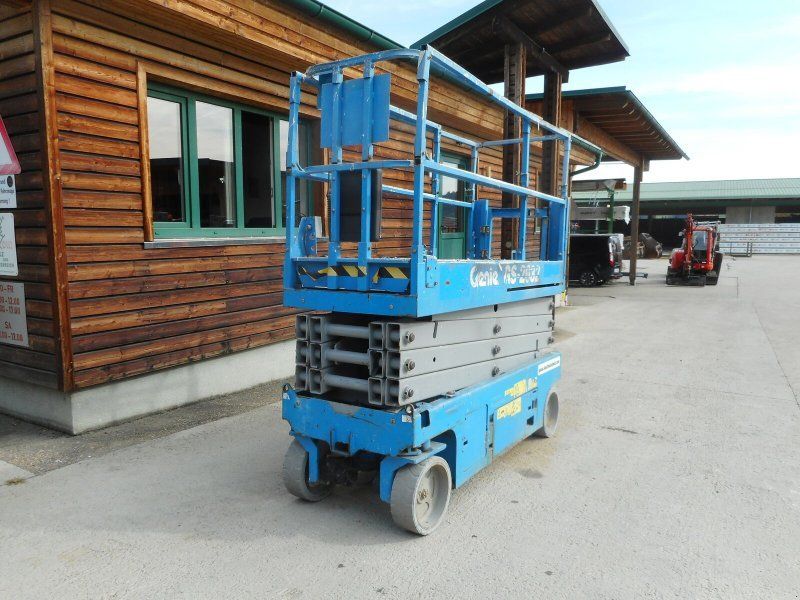 Genie GS-2632 ( 9,96m )