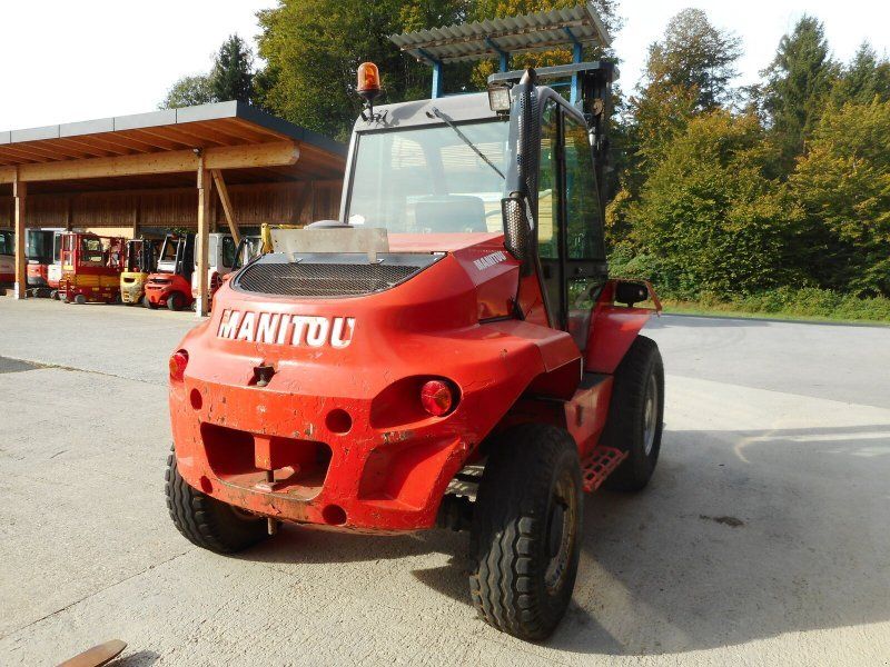 Manitou M30-4 Diesel Allradstapler mit Triplmast