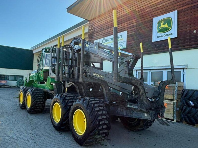 John Deere 1110G