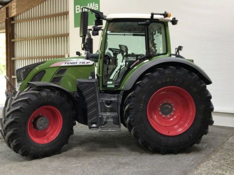 Fendt 718 VARIO S4