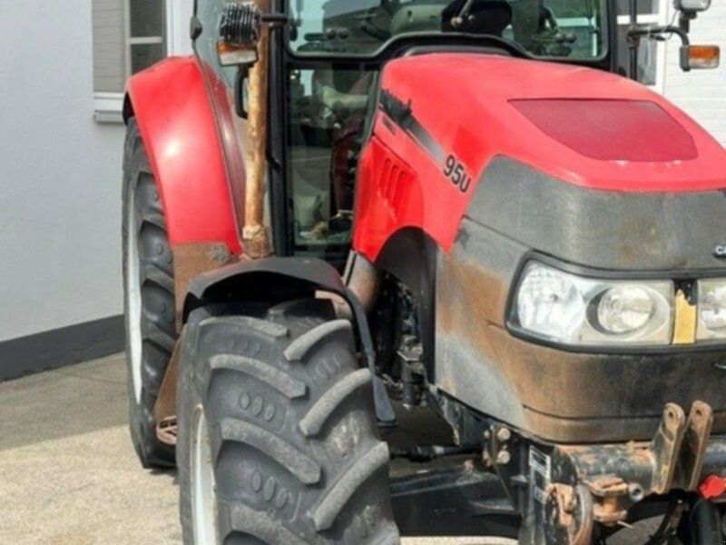 Case IH Farmall 95 U