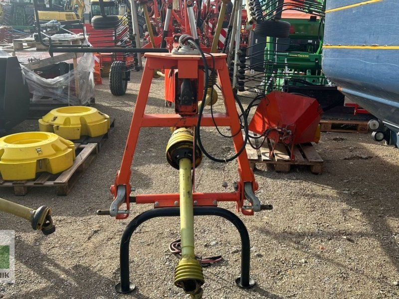 Fella TS 1402