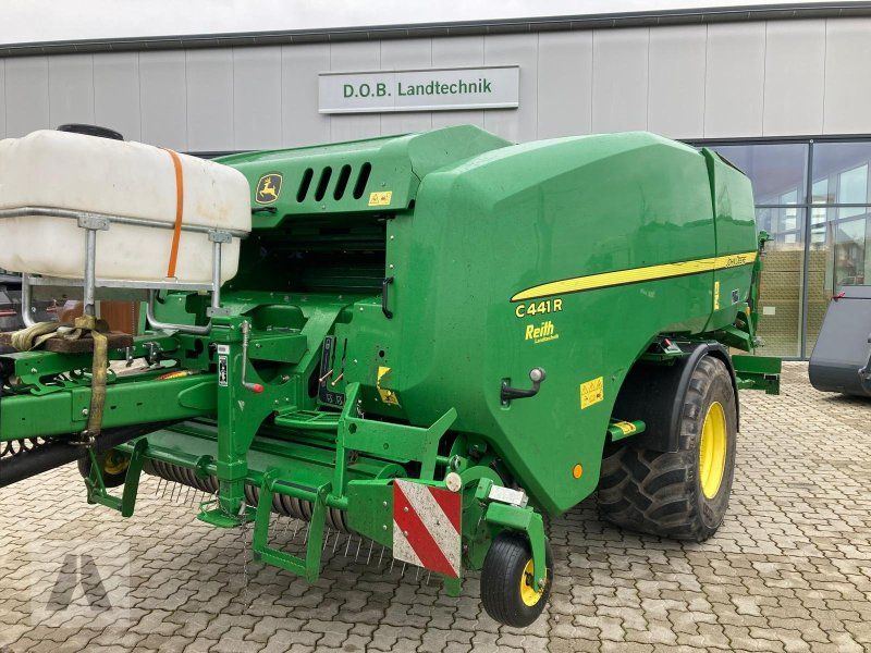 John Deere C441 R