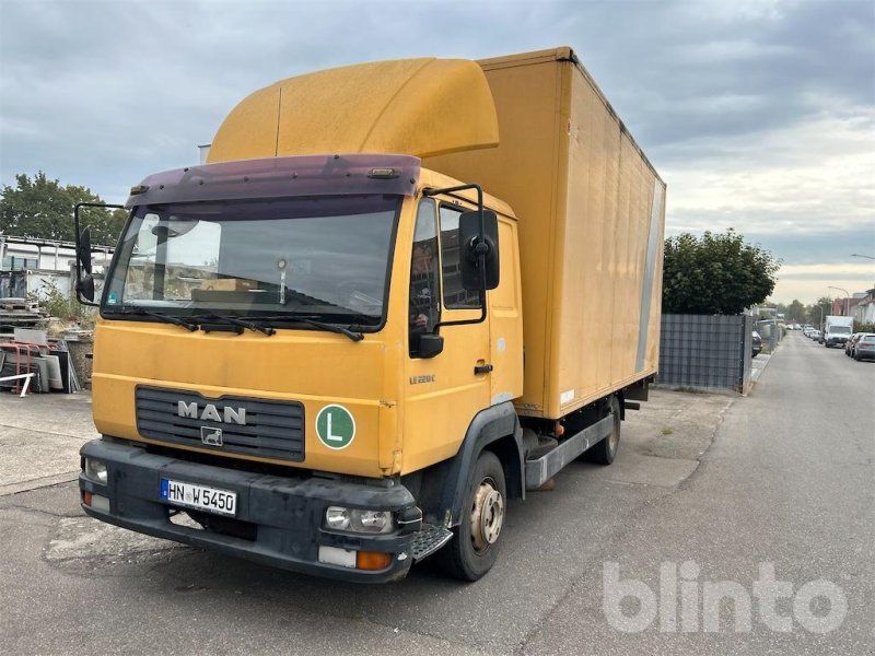 MAN LE 220 C