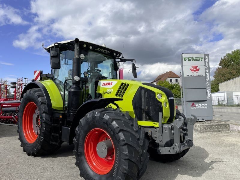 Claas ARION 660