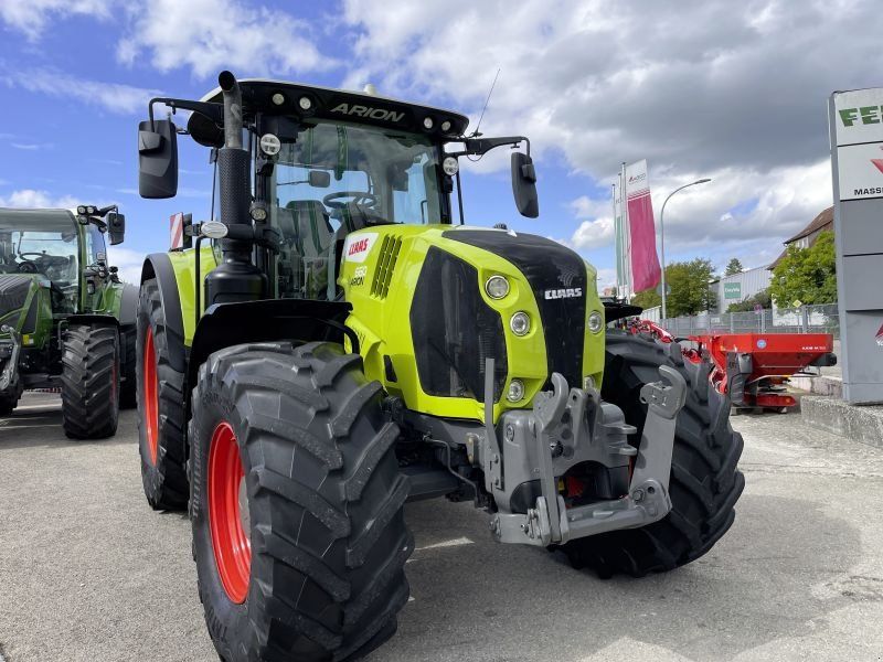 Claas ARION 660