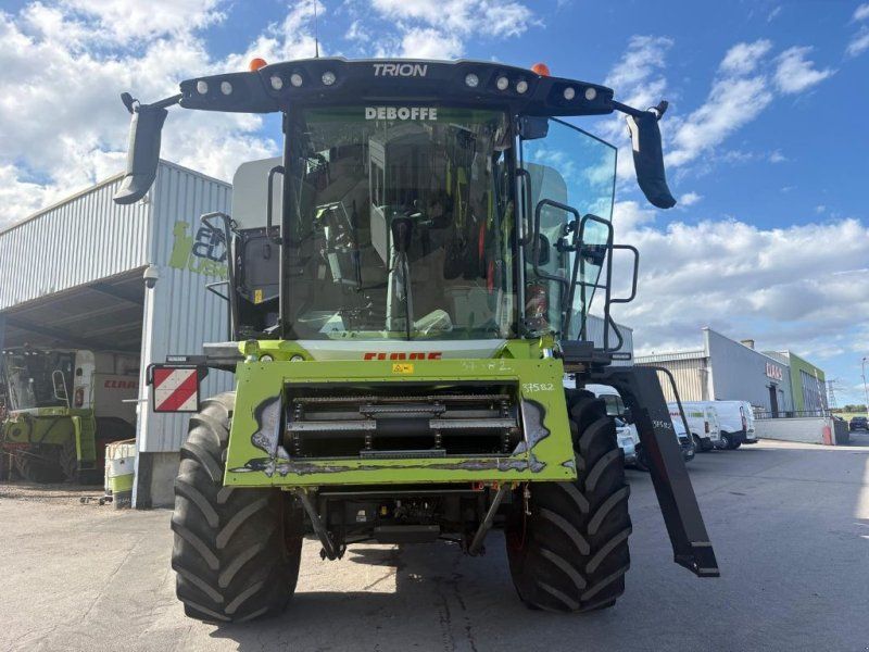 Claas TRION 730