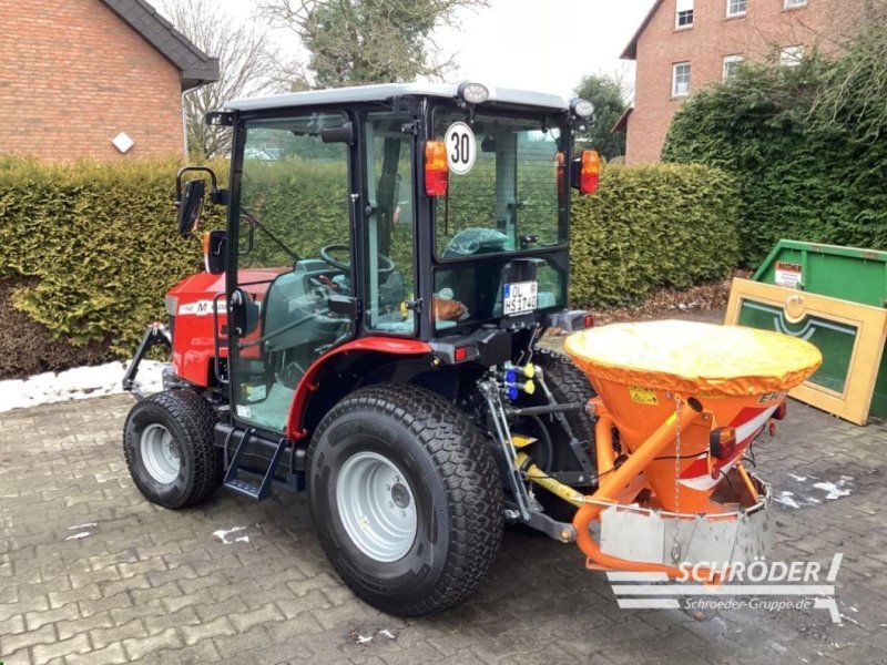 Massey Ferguson 1740 M HC